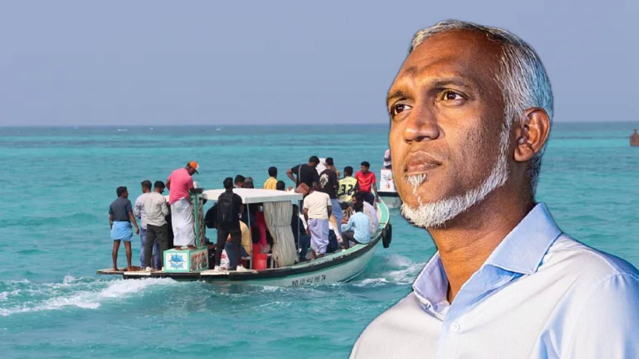 indian-boat-in-maldives