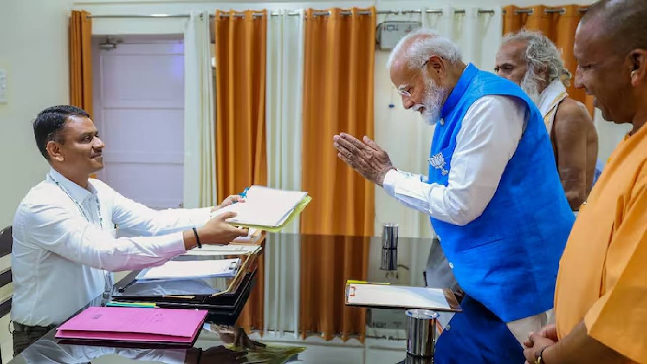 pm-modi-submit-his-nomination