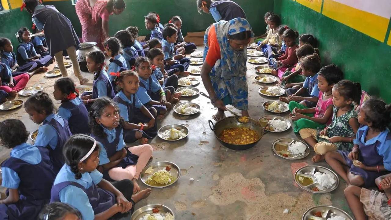 mid day meal howrah