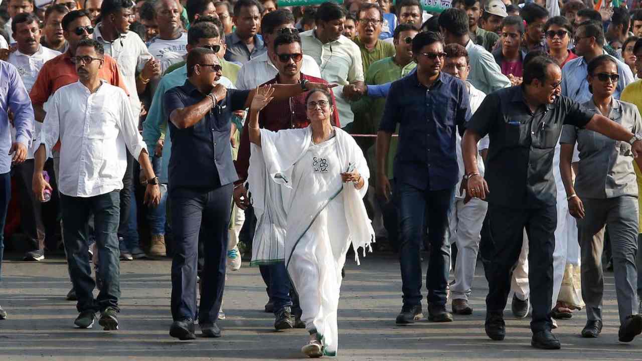 chief minister mamata banerjee