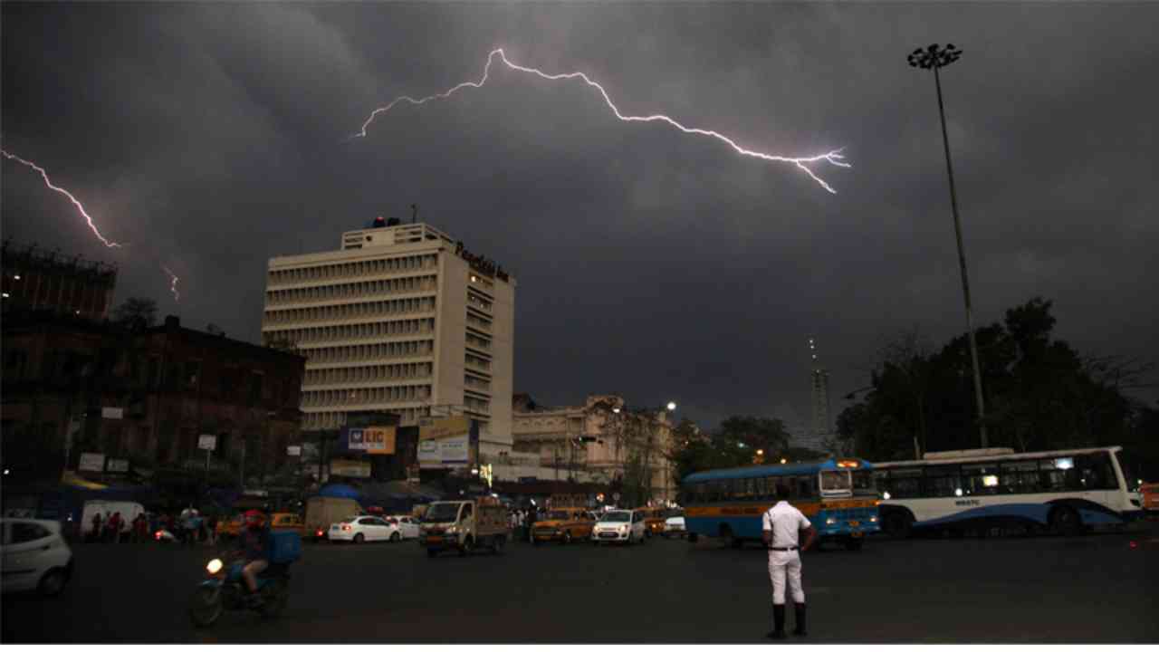 rain thunderstorm kolkata